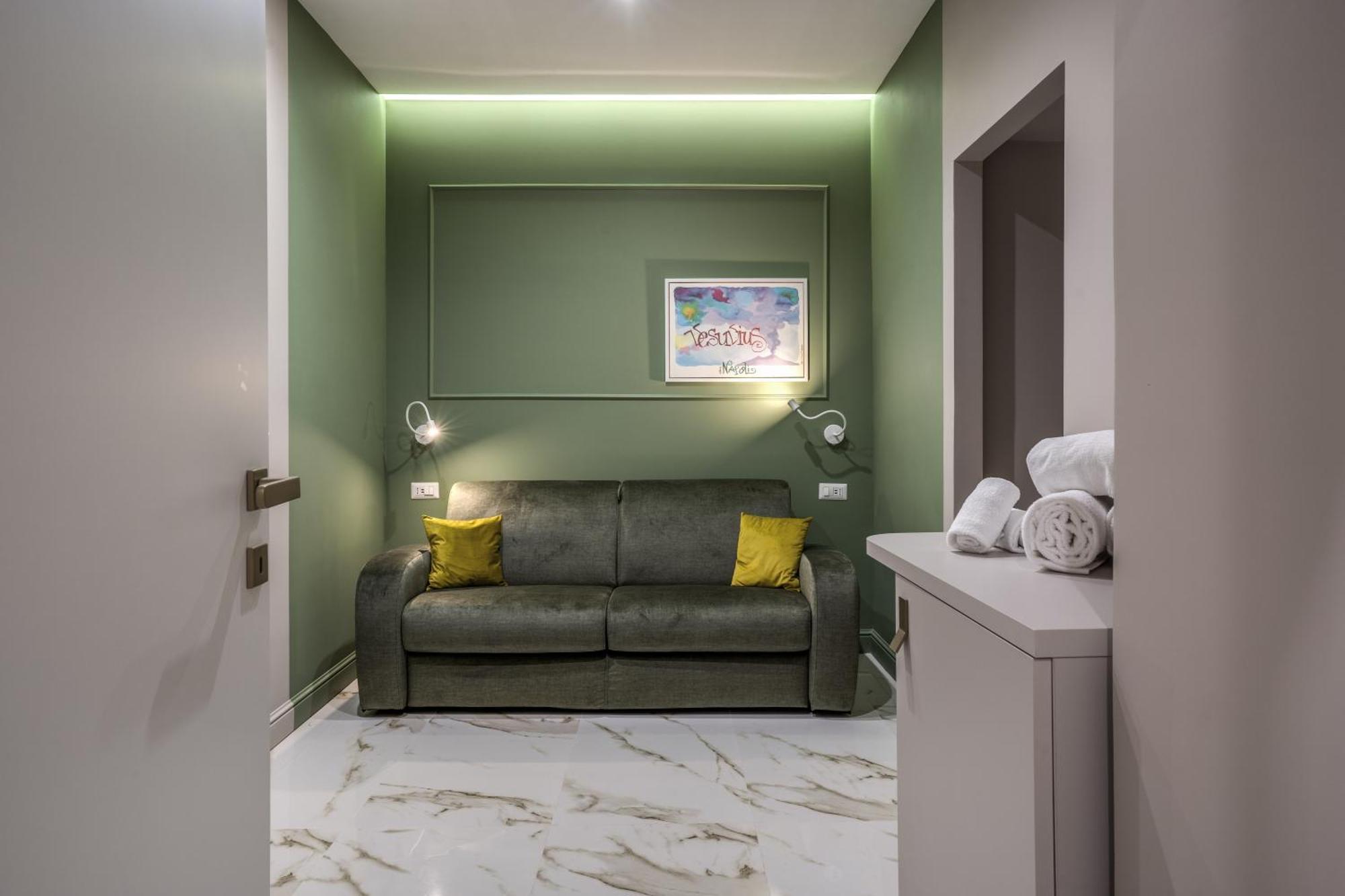 The Oasis Hotel Наполи Екстериор снимка