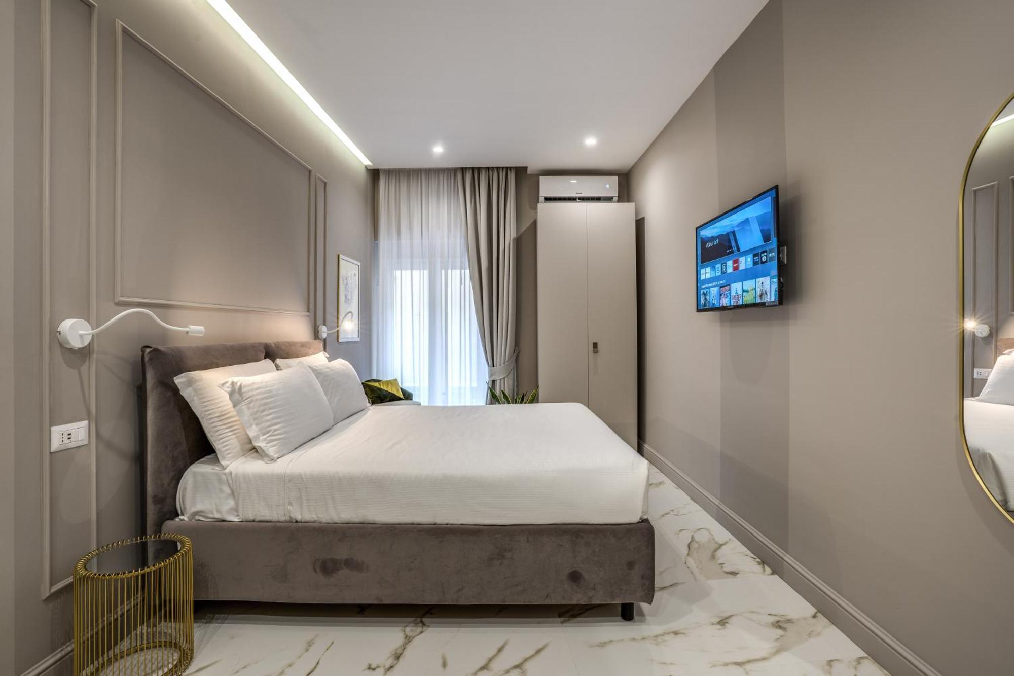 The Oasis Hotel Наполи Екстериор снимка