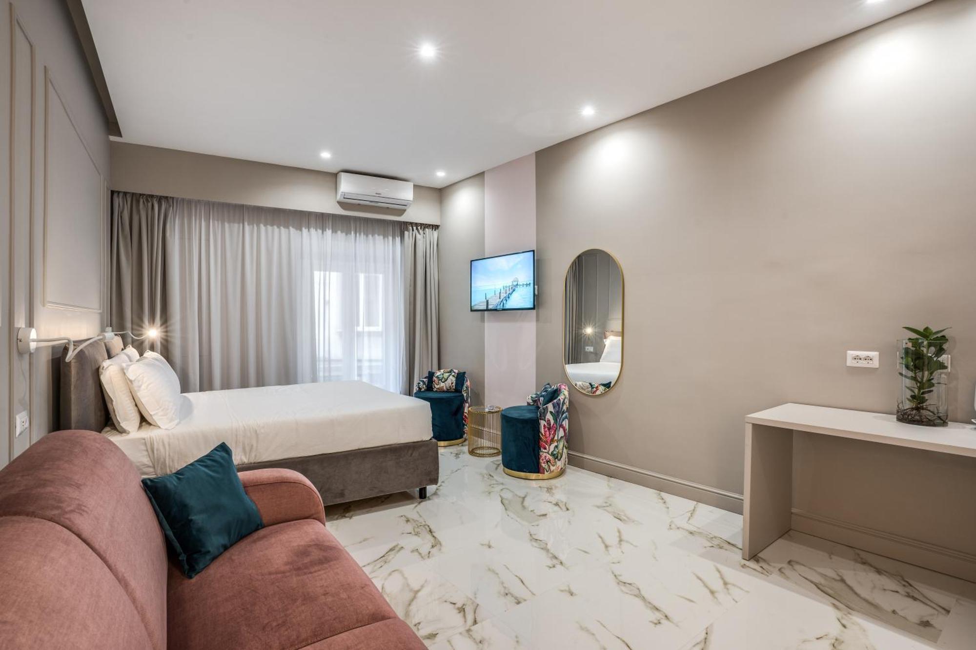 The Oasis Hotel Наполи Екстериор снимка