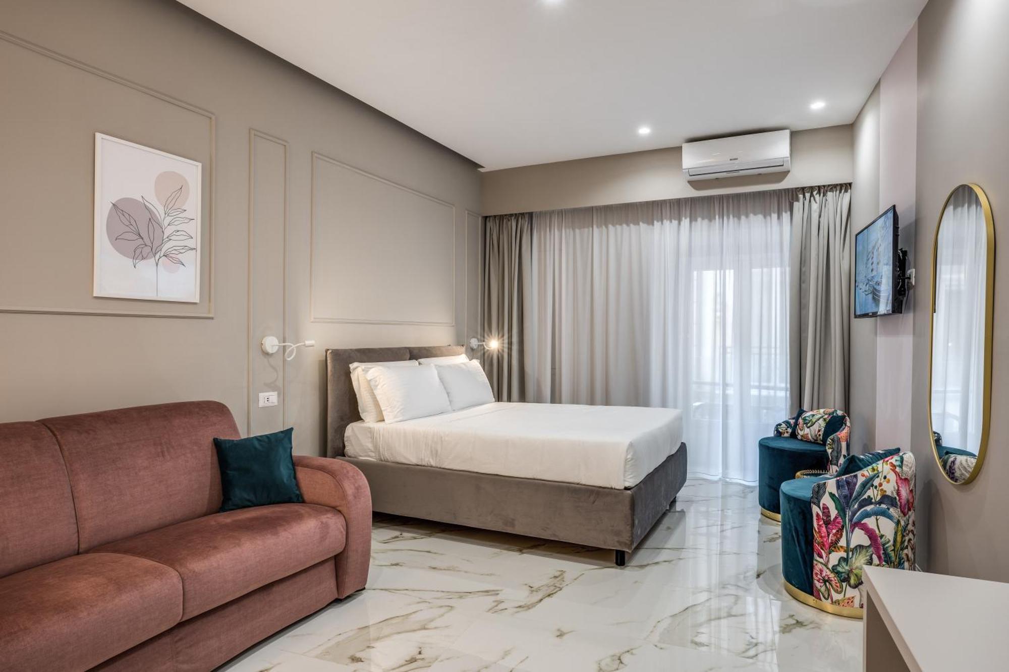 The Oasis Hotel Наполи Екстериор снимка