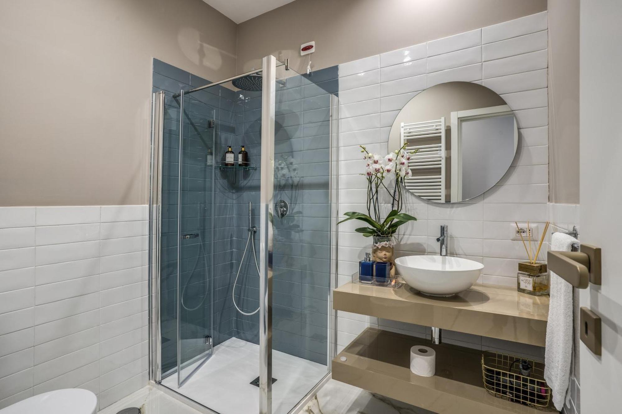 The Oasis Hotel Наполи Екстериор снимка