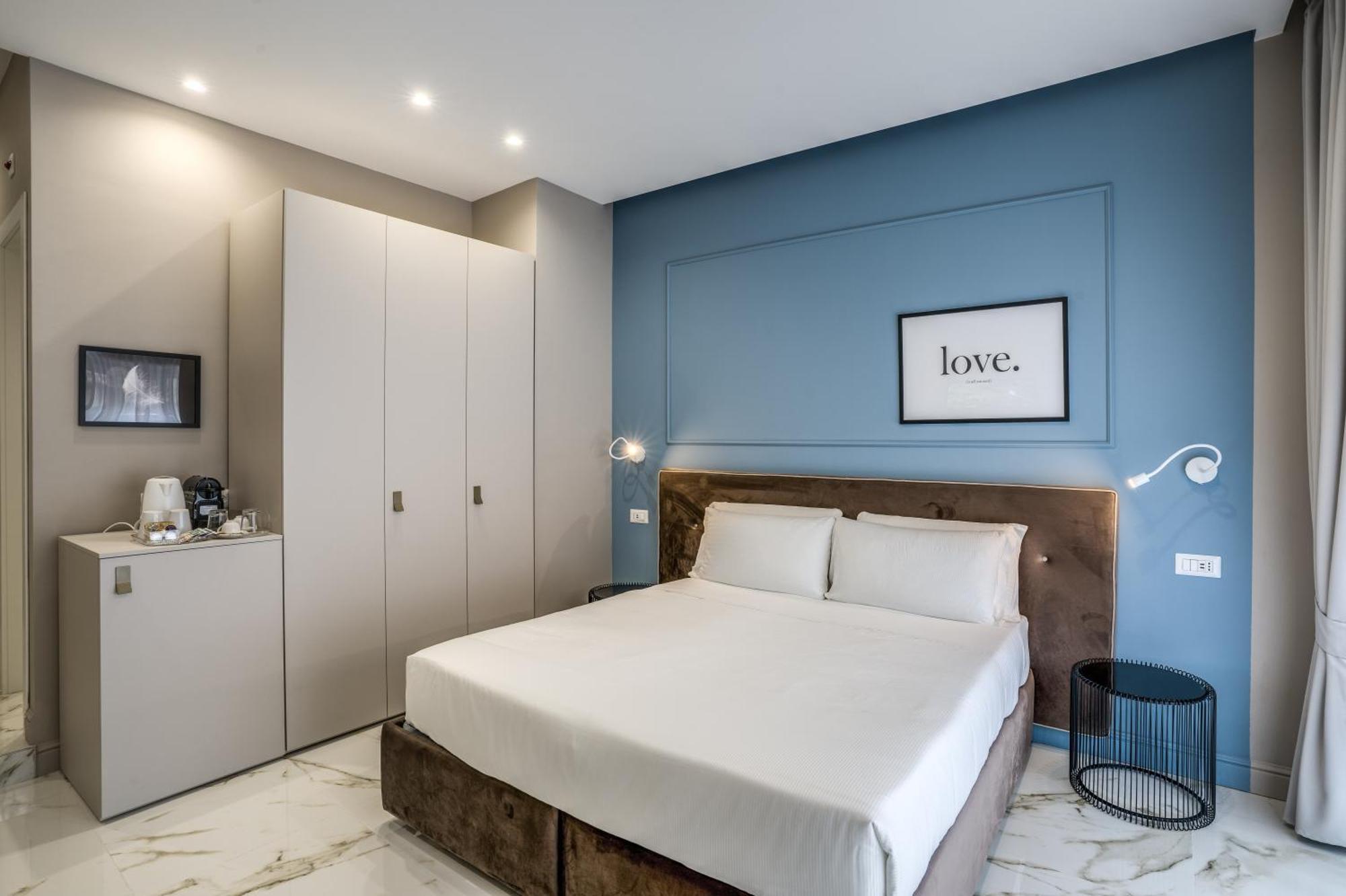 The Oasis Hotel Наполи Екстериор снимка