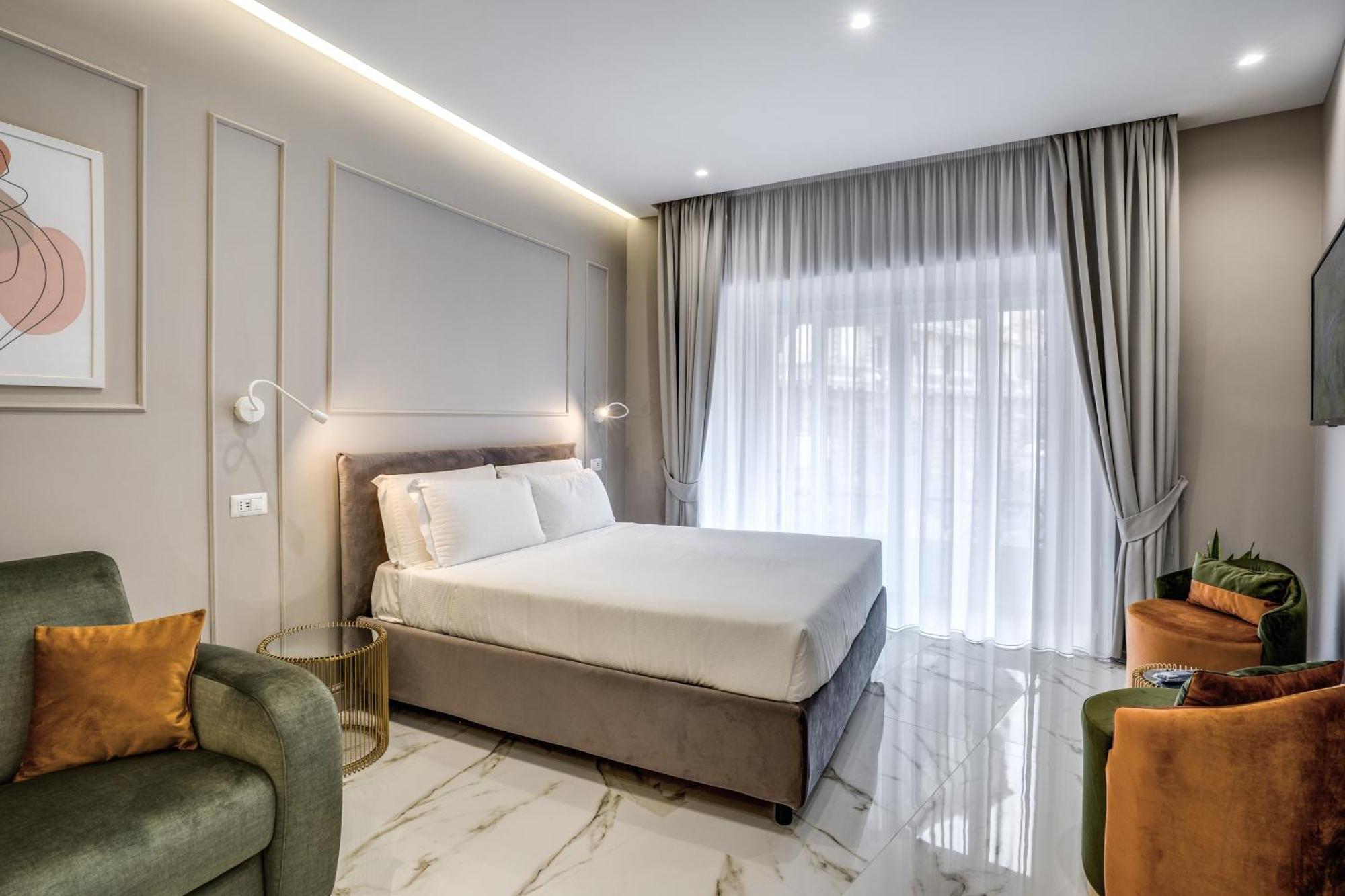 The Oasis Hotel Наполи Екстериор снимка