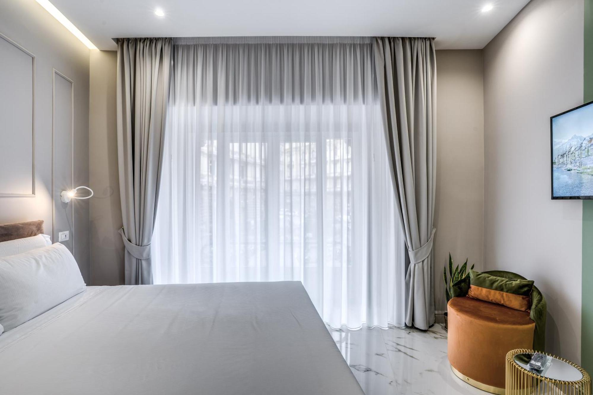 The Oasis Hotel Наполи Екстериор снимка