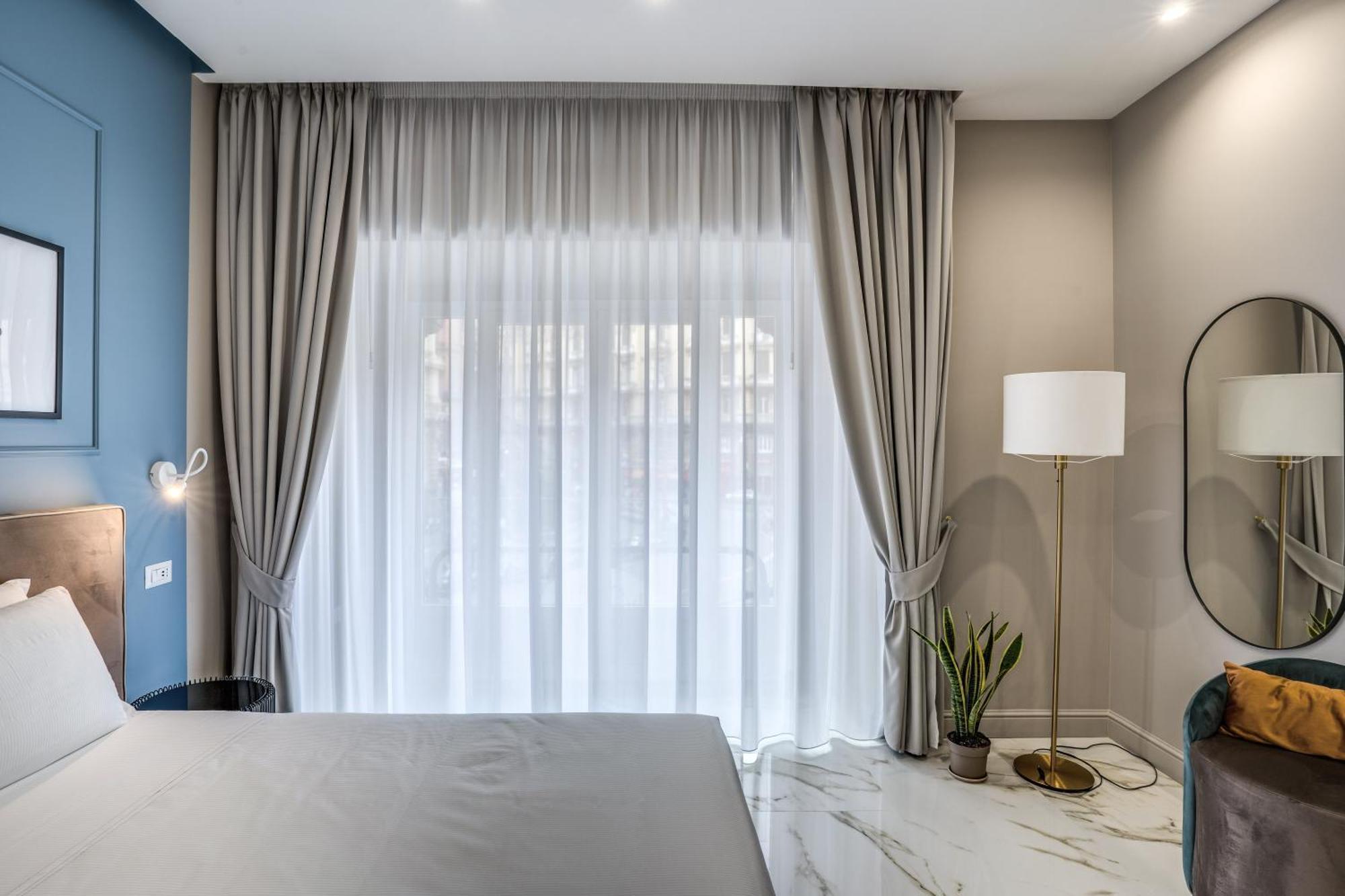 The Oasis Hotel Наполи Екстериор снимка