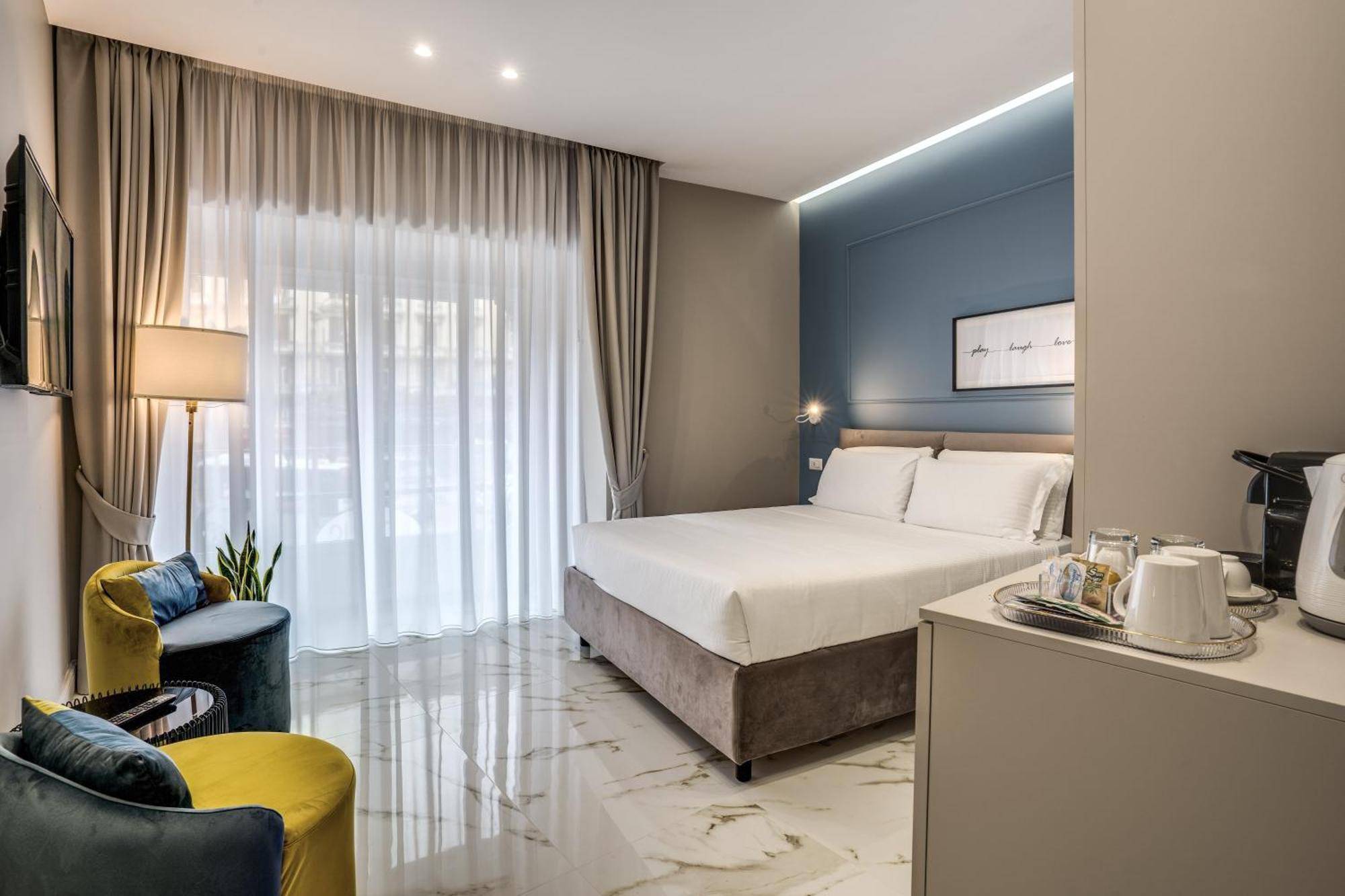 The Oasis Hotel Наполи Екстериор снимка