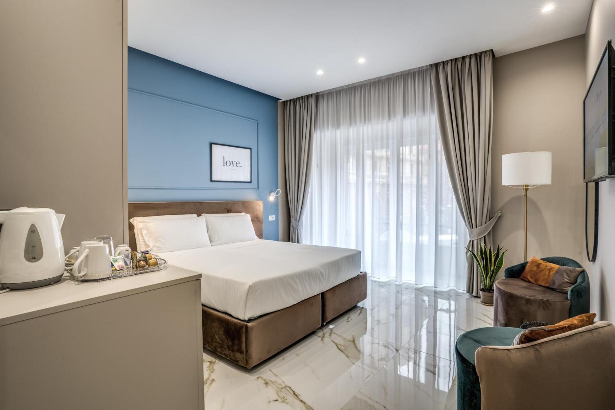 The Oasis Hotel Наполи Екстериор снимка